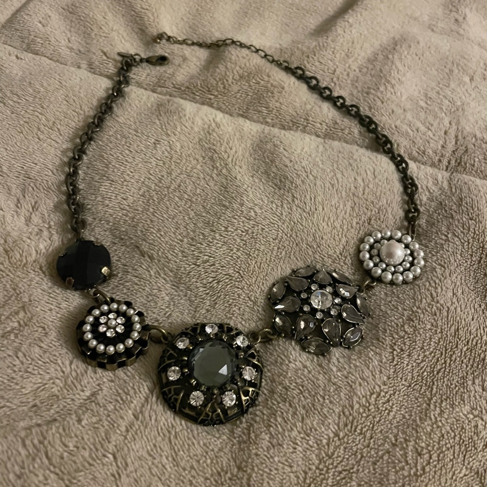 Lia Sophia Curio necklace (17-20”)